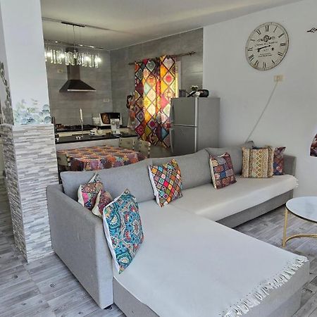 Ain Draham Sejour 1, Appartement Deux Pieces, Prive,Seulement Familles!!! Netflix, Youtube Exteriér fotografie